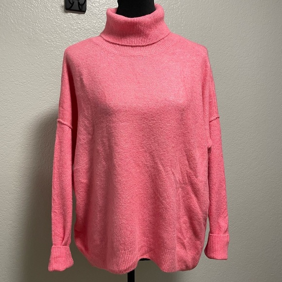 Vince Camuto Pink Women’s Turtle Neck Comfy Knit Sweater LARGE - Picture 1 of 7